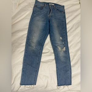 Levi high waisted jeans